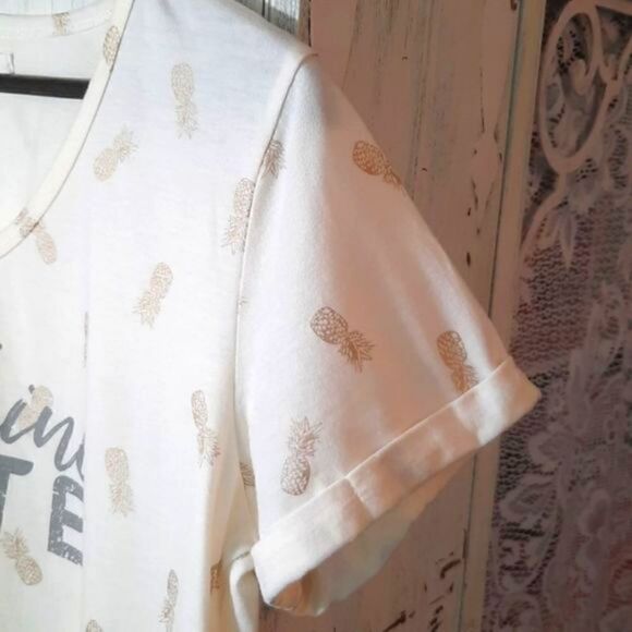 Maurices Size Large Short Sleeve Sunshine State Of Mind & Pineapples Graphic Tee - Picture 4 of 8